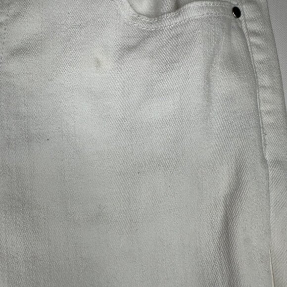 White Juliette Cropped Jeans Sz 6 Embroidered Floral Lace Overlay Sequins Chic - Picture 10 of 14